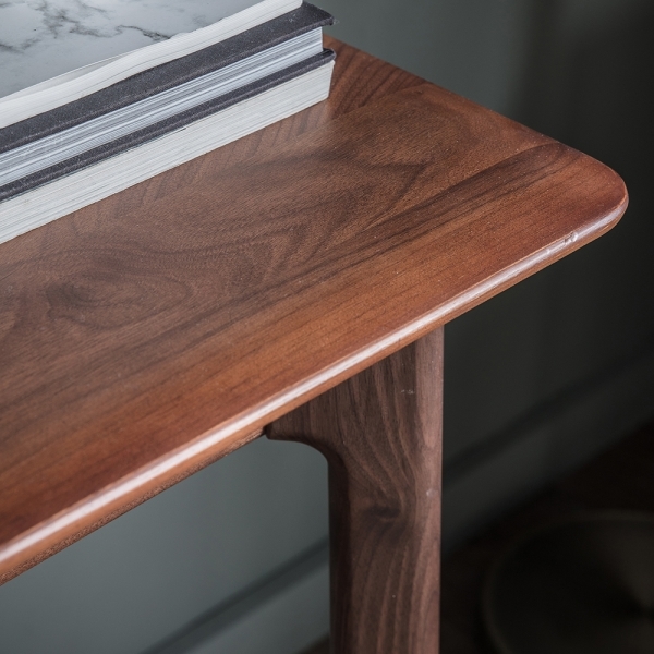 Elsa Desk, Walnut