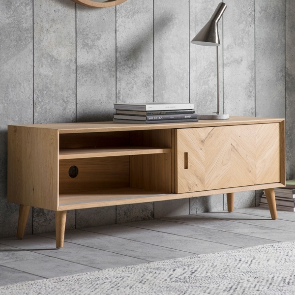 Lysia TV Stand, Oak
